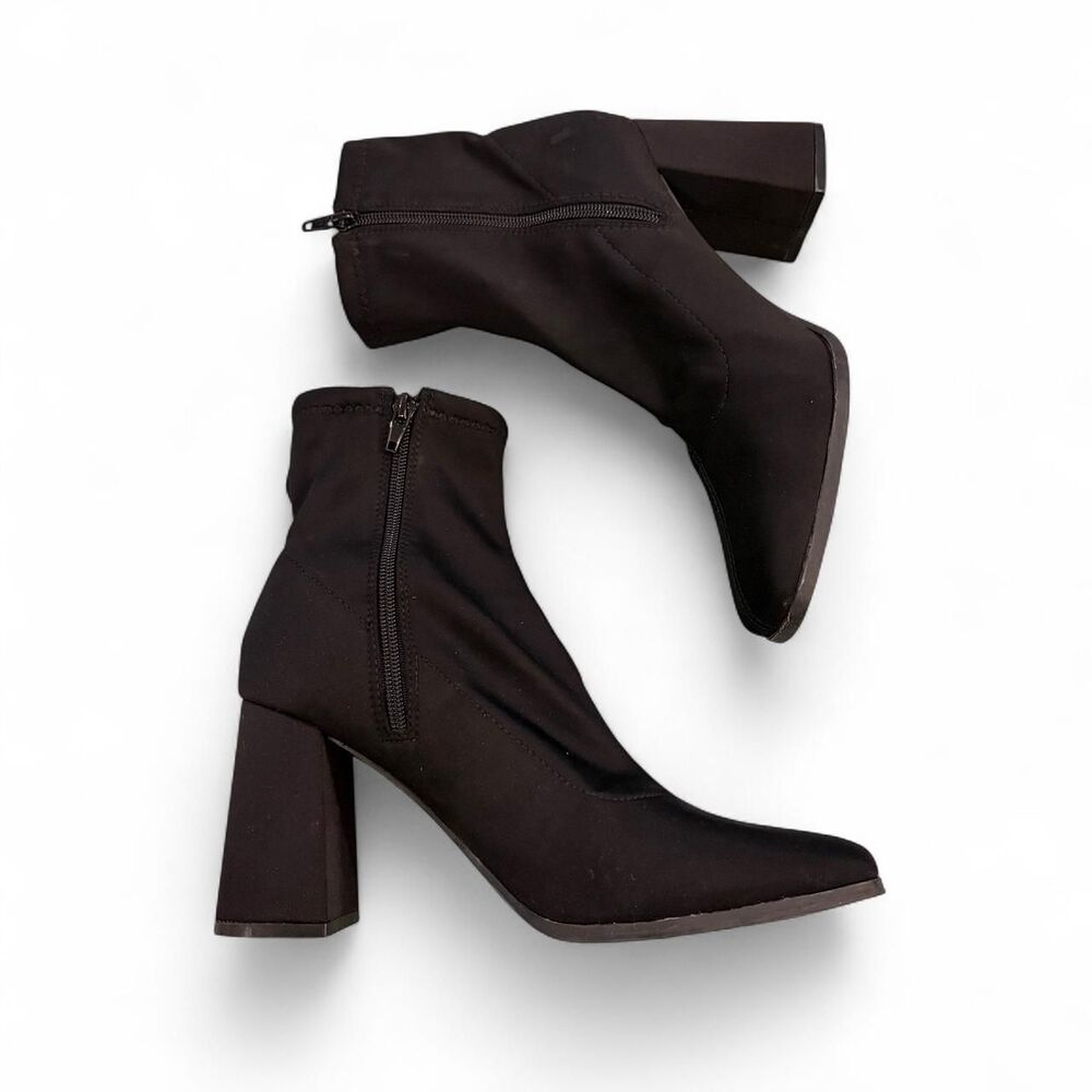 Forever-21 Women's Black and Brown Boots